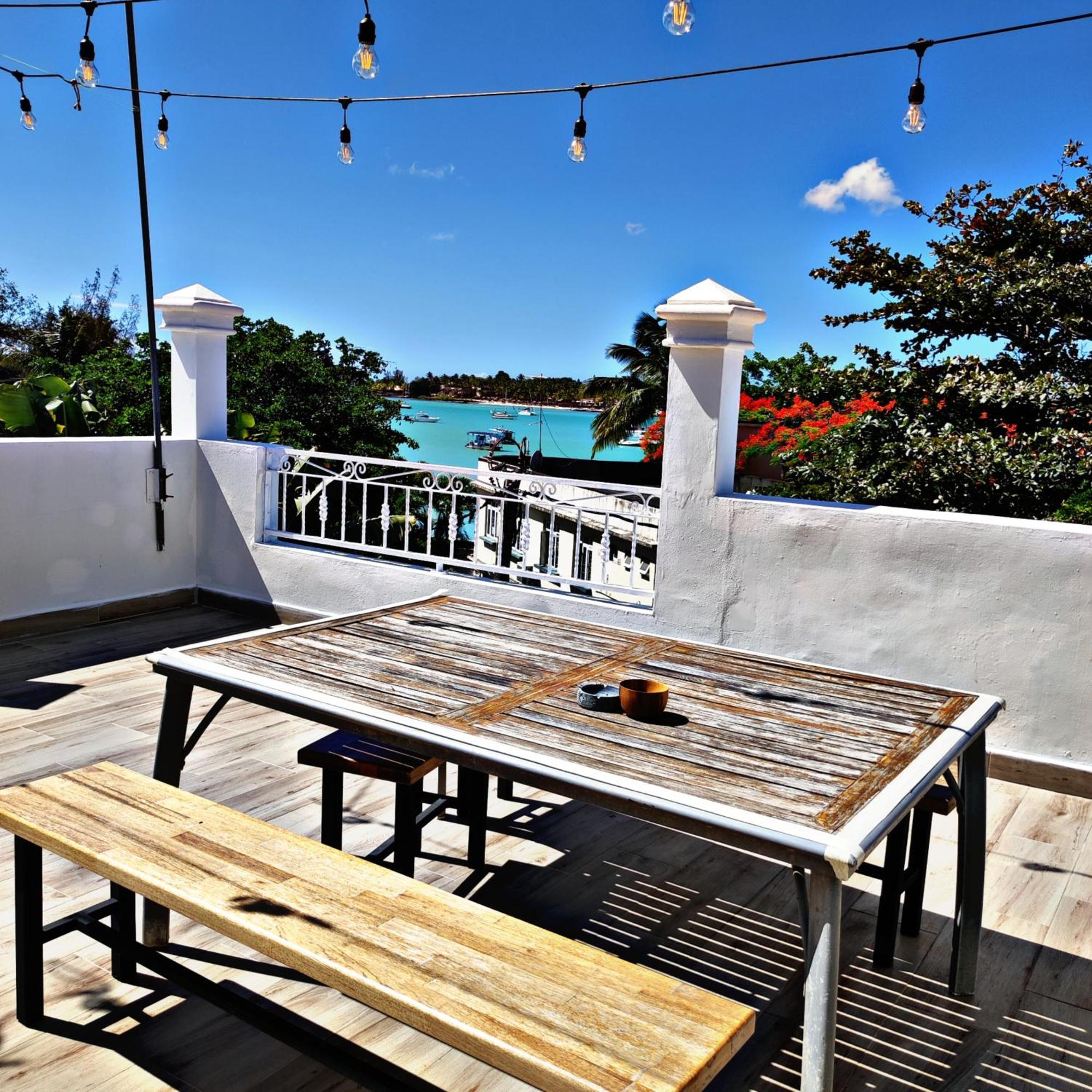 Grand Baie View Appart Esterno foto